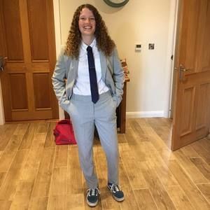 Meet your Posher, Isabel